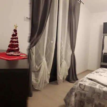 Mimi's Place *